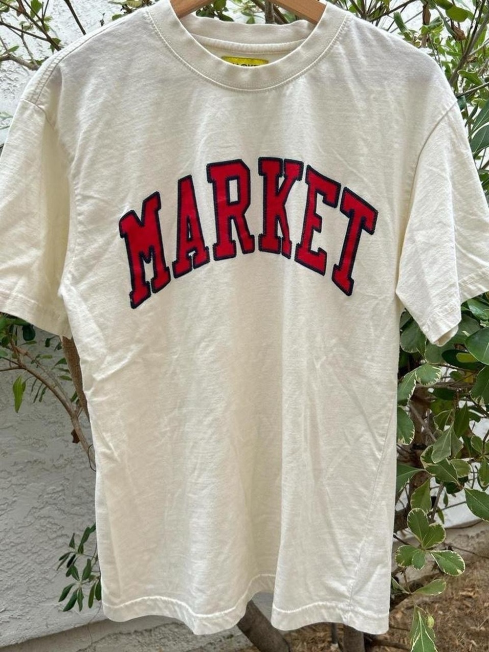 Market Arched Logo Cream Graphic T Shirt Men’s M Streetwear